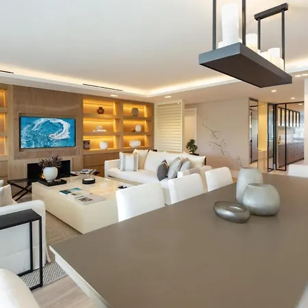 Excelente Piso En アパート バダホス